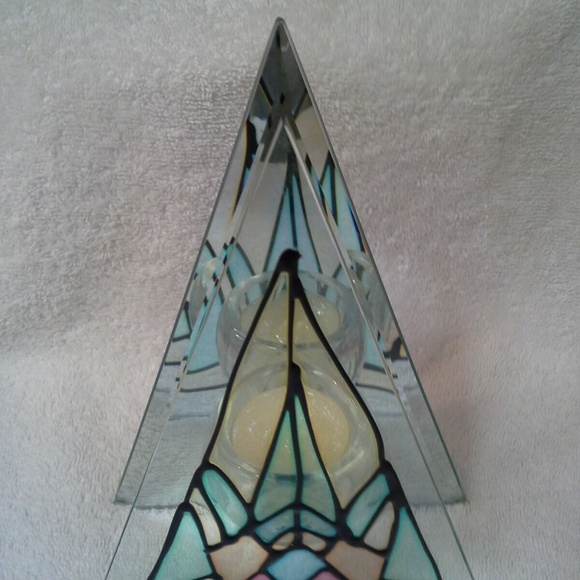 Other - ✨SOLD✨STAINED GLASS LOOK MULTI-COLOR CANDLE HOLDER